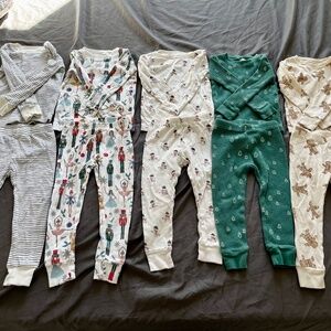 5 sets Little Planet by Carter’s Pajama Sets Organic Cotton 2T
